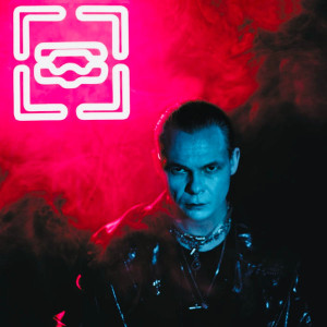Qual - Love Zone (Disco De Color + Download Code)
